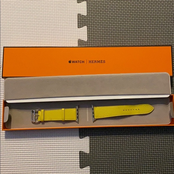 Hermes Apple Watch Band - Picture 2 of 4